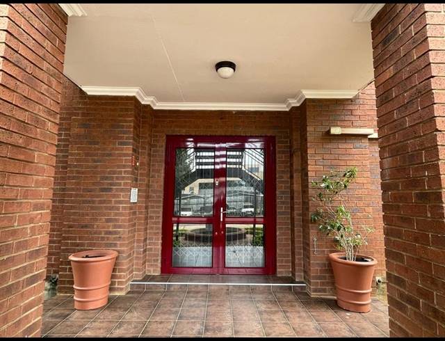 BUSINESS PROPERTY TO RENT IN DIE HOEWES